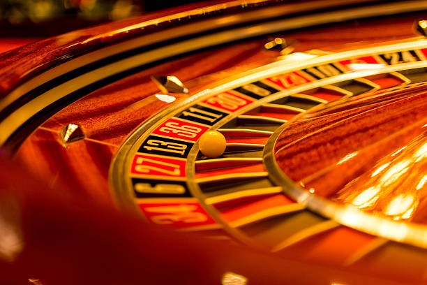 tarbol platform interface showing sports betting, live casino, and slot games